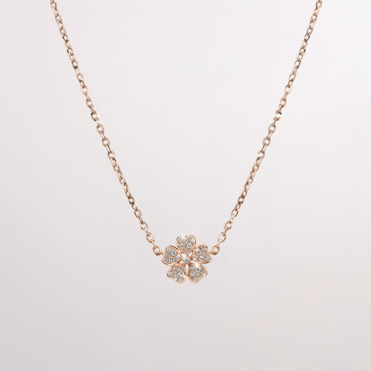 Flower Necklace Diamond in rose gold - Amilla Jewelry