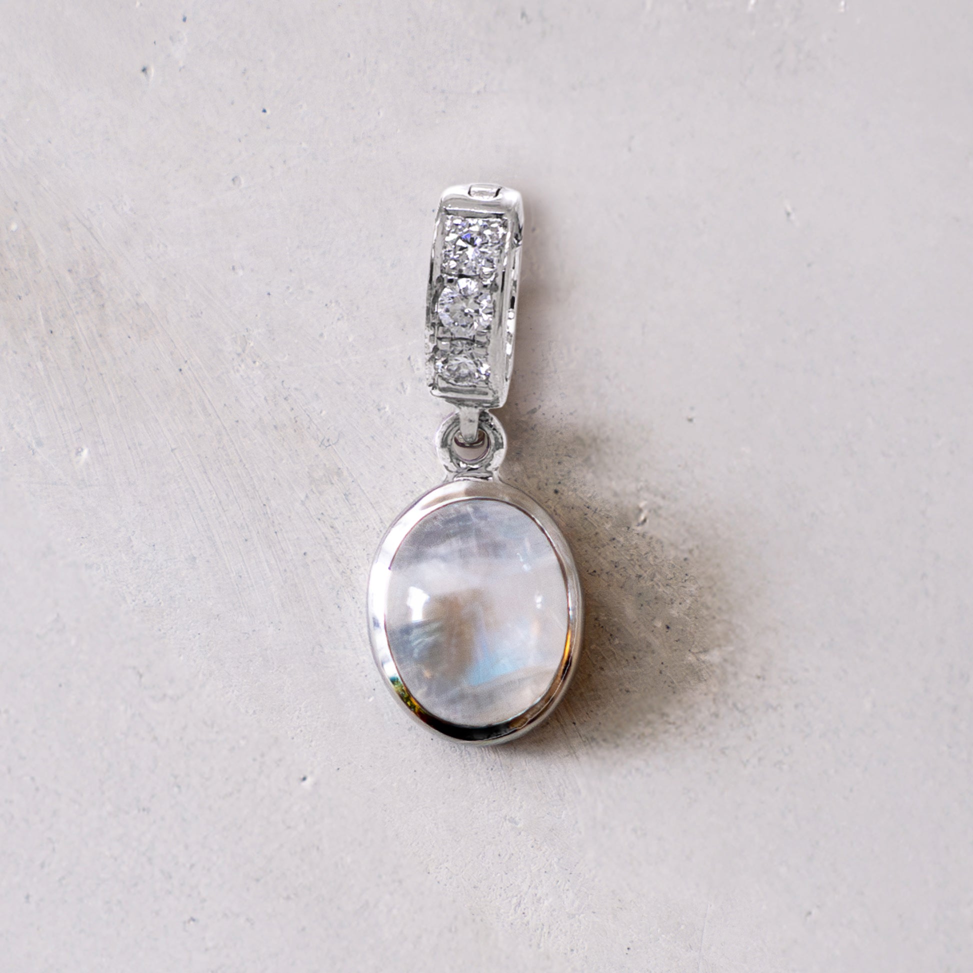 Moonstone Gold Pendant - Amilla Jewelry